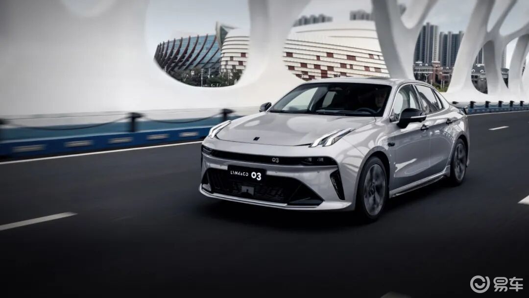 领克03只卖10万了？燃油家轿还能打，三款新车闭眼买！